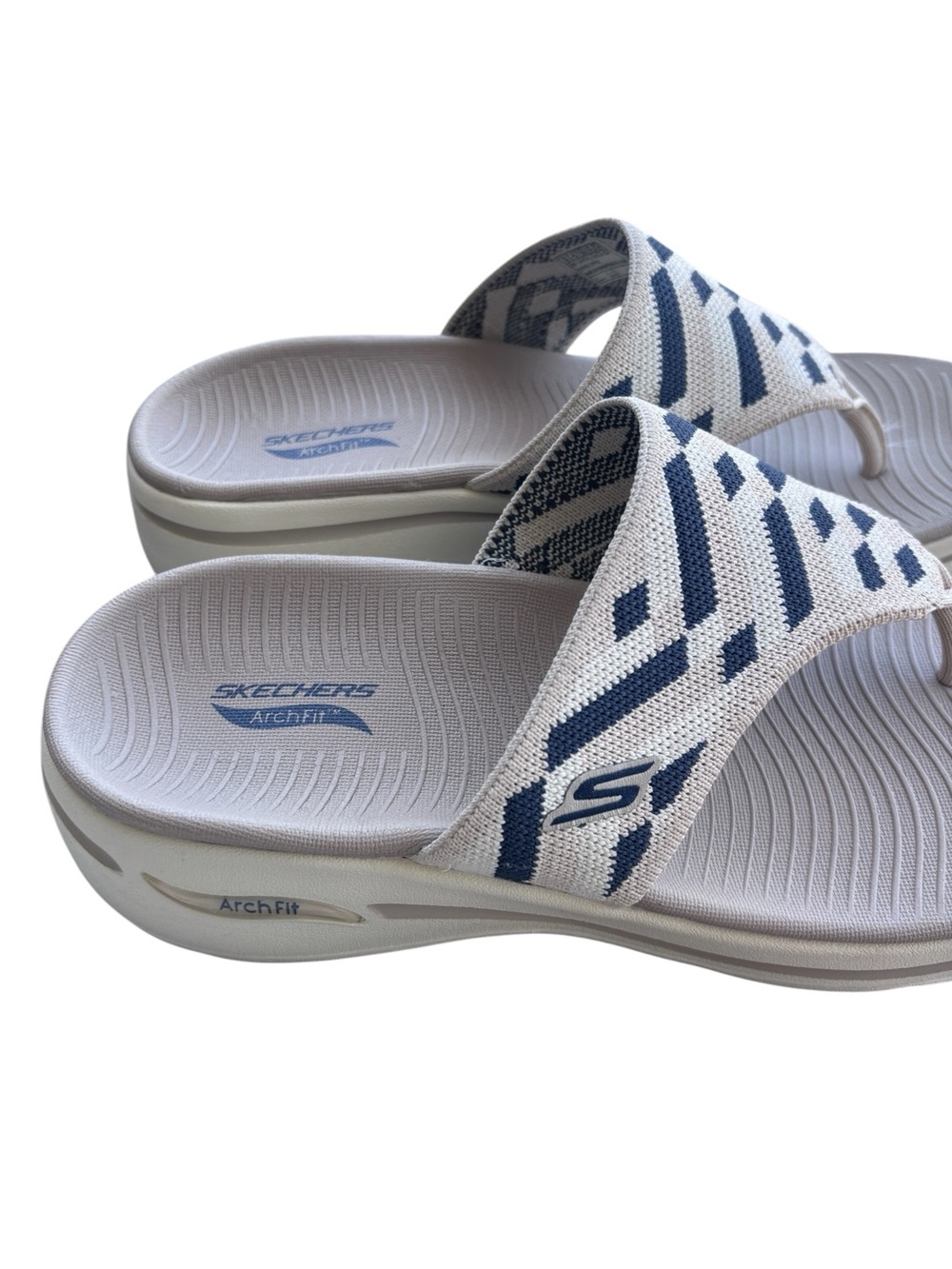 Skechers GO WALK Arch Fit - Palm Coast Sandals 8 - Picture 3 of 15